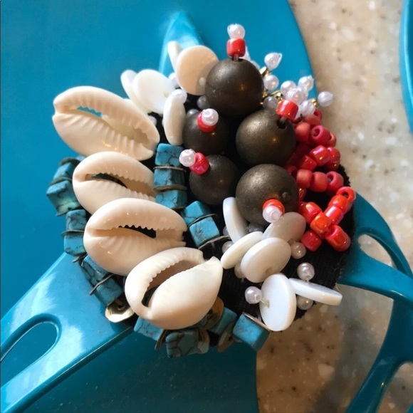 Nanette Lapore size 10 blue jelly flip flops embellished with shells & beads - Picture 8 of 9